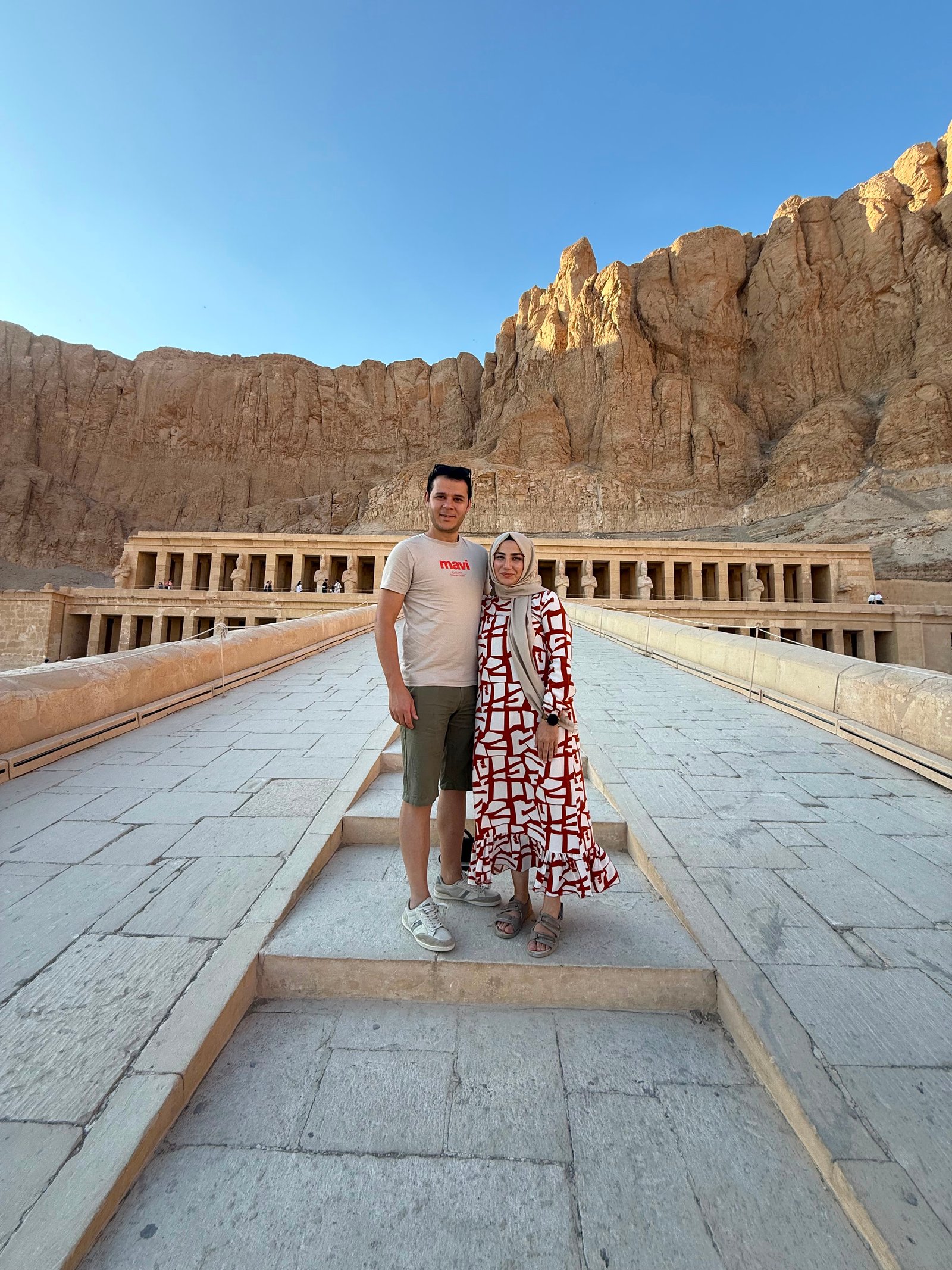 Hatşepsut Tapınağı Terasları & Dağ Manzarası