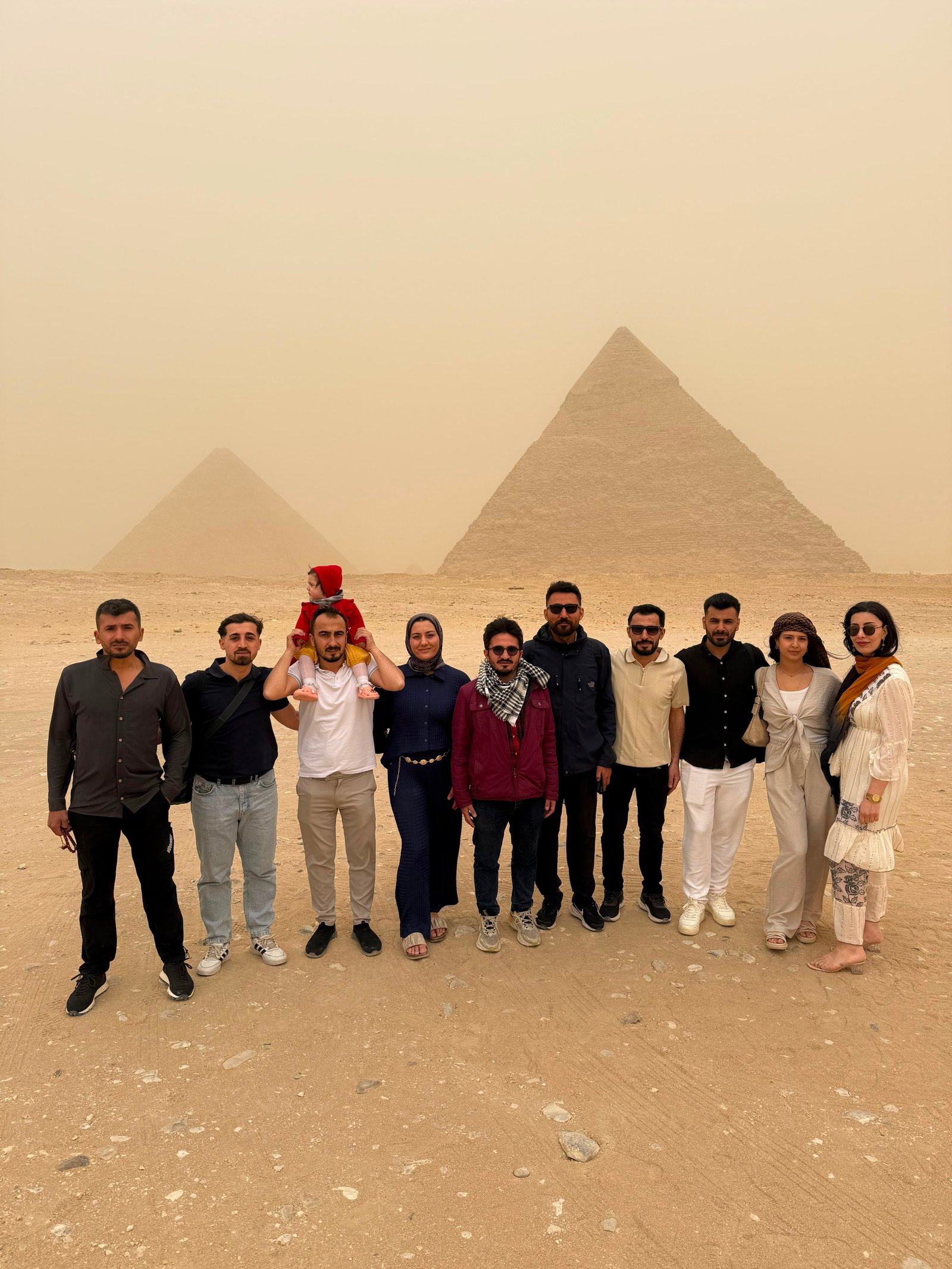 Giza Piramitleri Çöl Zirvesi Grup Hatırası