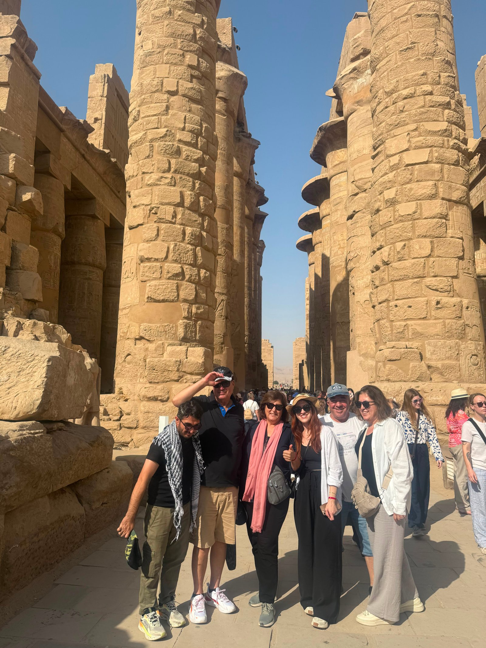 Karnak Tapınağı 134 Devasa Hipostil Sütun